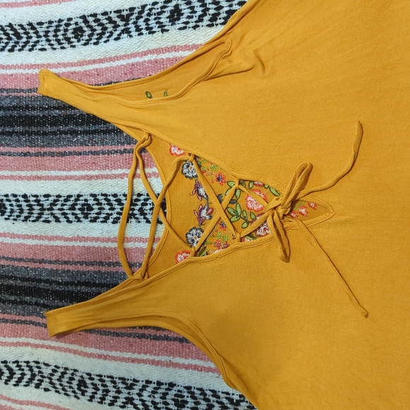 Yellow Embroidered Top - Picture 4 of 4